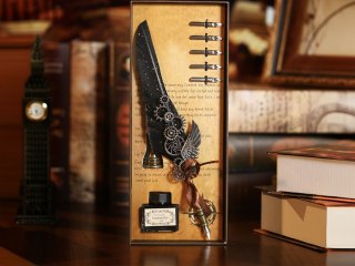 Zestaw piśmienniczy - Pióro czarne z kałamrzem, atramentem i 5 stalówkami