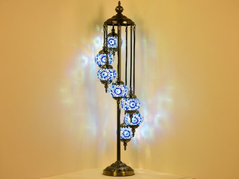 Lampa podłogowa - siedem kloszy, wielokolorowych